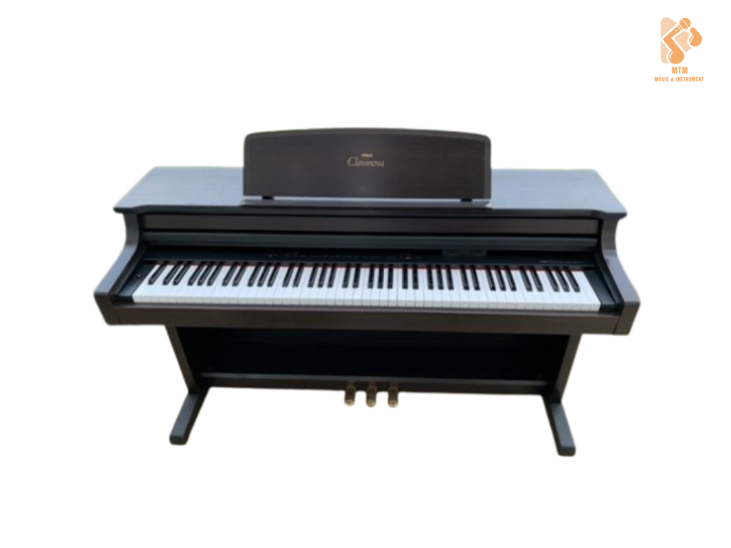 YAMAHA - CLP156 ( LIKE NEW )